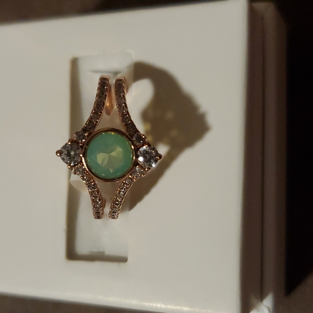 Ladies size 8 ring